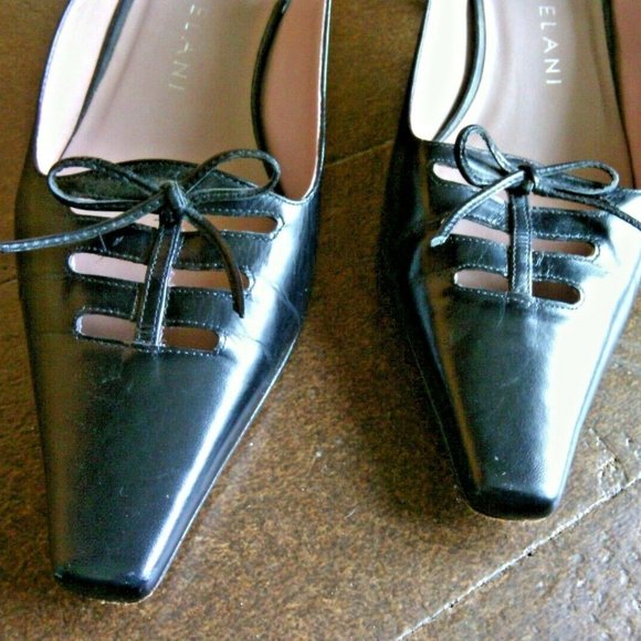 Antonio Melani Women's Glove Fit Black Leather Square Toe Ankle Strap Heels Bows - Picture 2 of 16